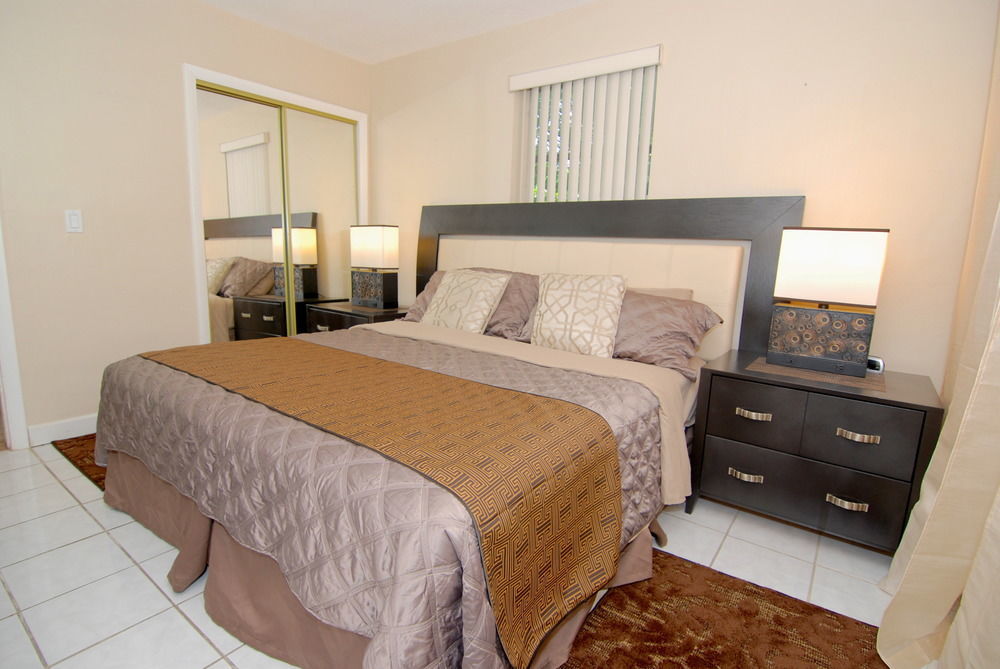 Sheridan Hostel Dania Beach Buitenkant foto